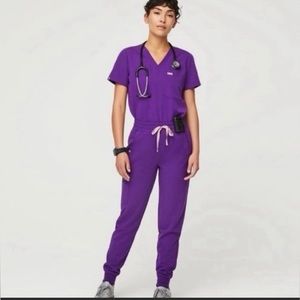 FIGS - Limited Edition color: Magic Purple scrub set